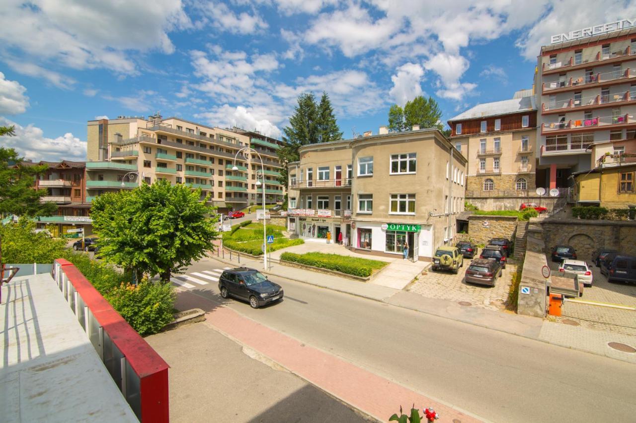 Krynica Apartamenty 100M Duzy Apartament, Salon + 3 Sypialnie Przy Deptaku Exterior photo