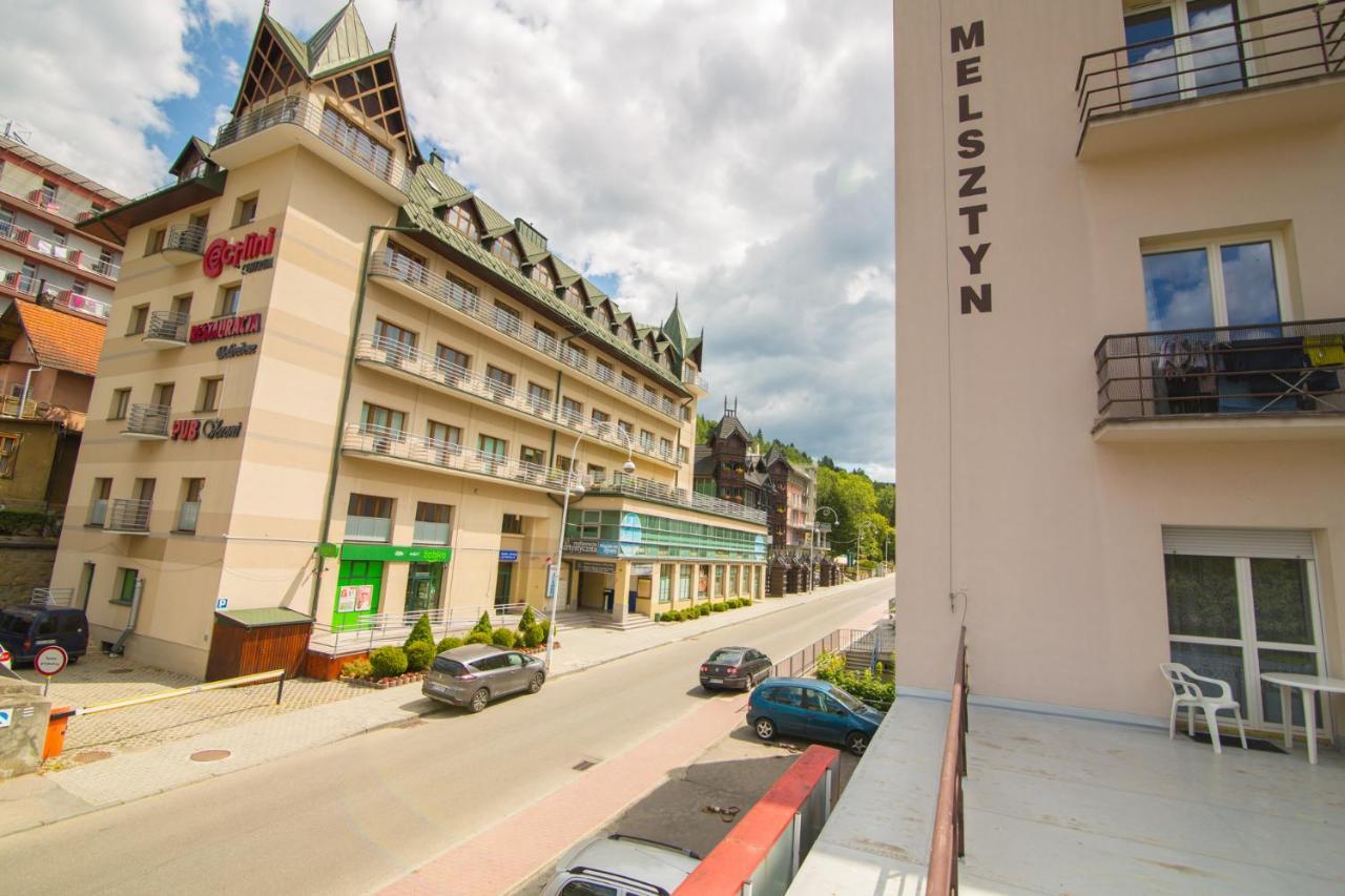 Krynica Apartamenty 100M Duzy Apartament, Salon + 3 Sypialnie Przy Deptaku Exterior photo